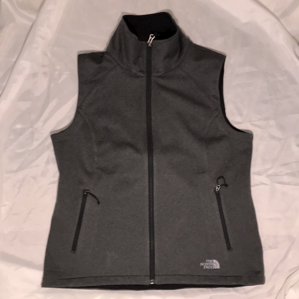 North Face Apex Bionic Large Soft Shell Vest - image 2